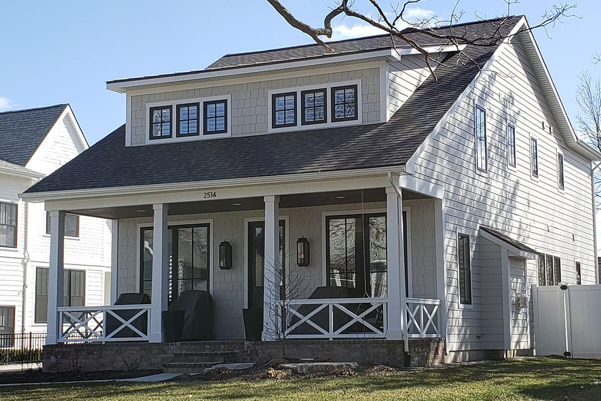house with light and dark grey shingles in grand rapids mi
